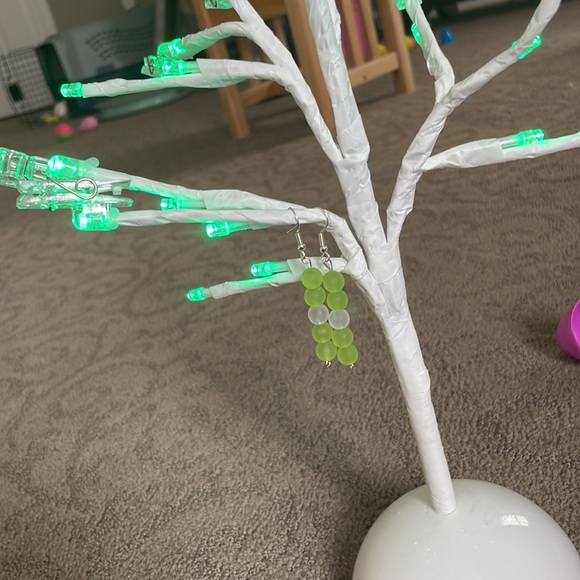 𝓒𝓾𝓽𝓮 𝓖𝓻𝓮𝓮𝓷 + 𝓬𝓵𝓮𝓪𝓻 𝓮𝓪𝓻𝓻𝓲𝓷𝓰𝓼 𝓵𝓲𝓶𝓲𝓽𝓮𝓭 𝓮𝓭𝓲𝓽𝓲𝓸𝓷 - Picture 5 of 6